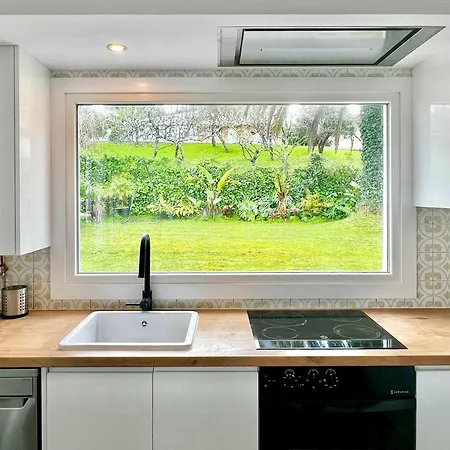 Sunny Near The Sea Дом отдыха